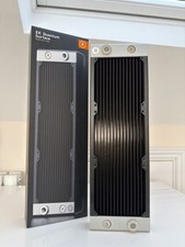 EK Quantum Surface P360M X Flow Radiator Black