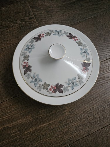 Royal doulton camelot - royal, tc1016