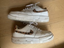 Nike Air Force 1 Pixel SE