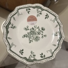 Stacey Solomon Green & White