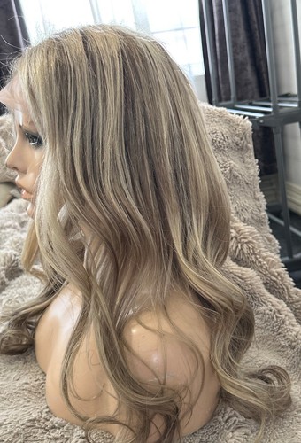 Ash blonde rooted - blonde, full