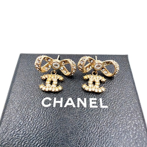 Chanel logo ribbon bow - cc,