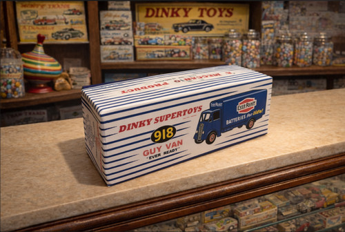 Dinky reproduction box - 918, guy