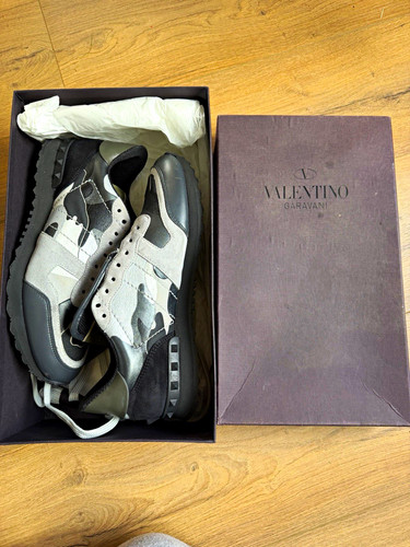 Valentino garavani rockstud - valentino,