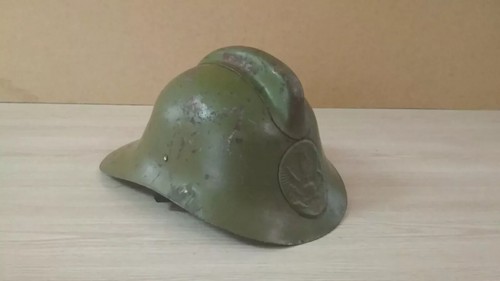 Vintage fireman helmet 1950s - fireman's,