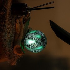 DriftGlow Lamp Emerald Crackle