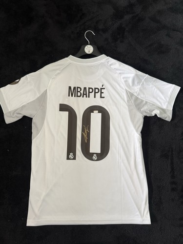 Signed mbappe 2025 - signed, 2025/2026