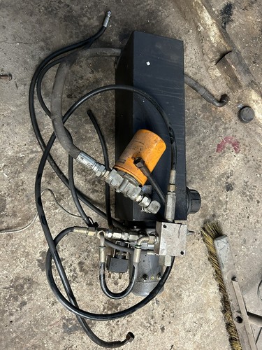 Hydraulic power pack - pack, and