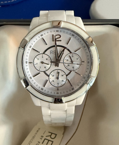 Relic fossil women - by, women's