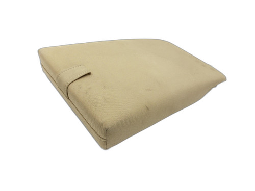 Armrests center armrest