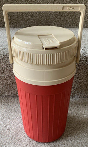 Vintage igloo explorer - igloo,