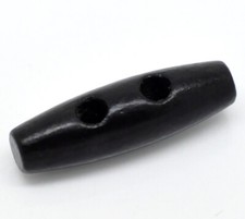 20 BLACK WOODEN 2 HOLE TOGGLE