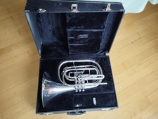 King 1122 Marching French Horn in Bb