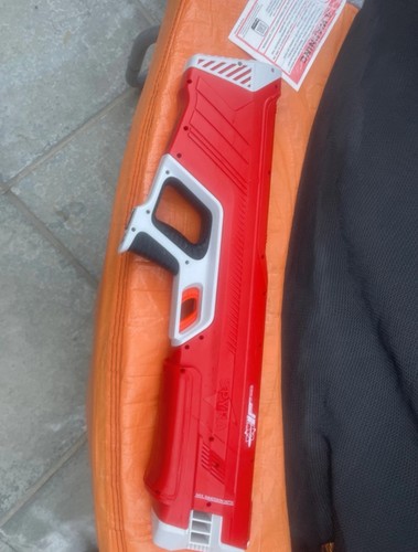 Red spyra bit marks - red,