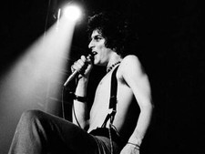 Gary Holton lead singer with