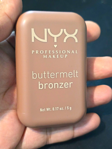 Nyx buttermelt powder bronzer - powder,
