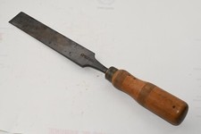 Antique Boxwood  Handled 1½” Chisel marked Thos Ibbotson Co. Cast Steel