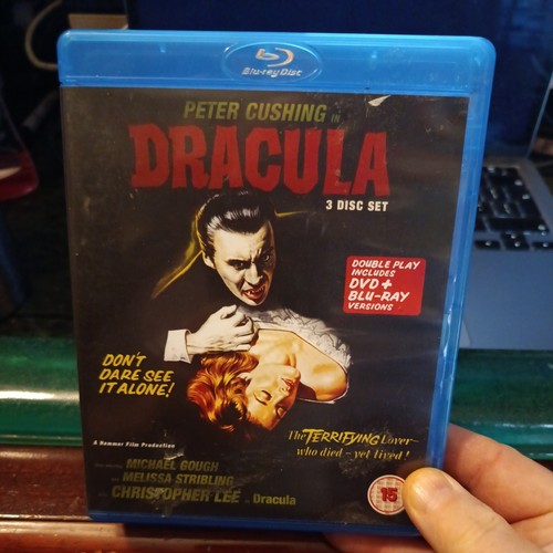 Hammer dracula blu ray - dracula,