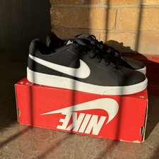 Nike Court Royale Women’s