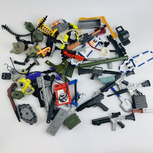 Action man accessories bundle - action,