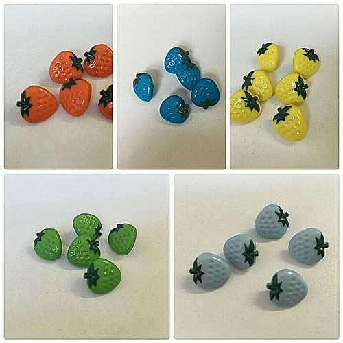 Novelty craft buttons 10mm - novelty,
