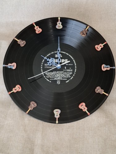 Handmade vinyl record wall - 12",
