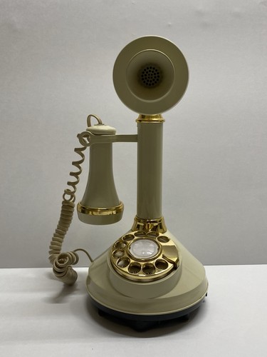 Vintage 1973 deco - 1973, ivory