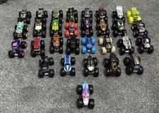 Hot wheel monster trucks 1:64