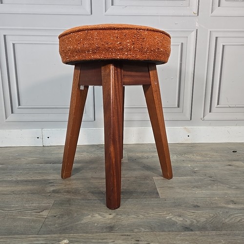 Vintage round pub stool mid - vintage,