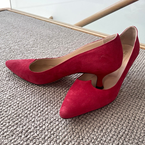 Blue velvet red - velvet, pointed