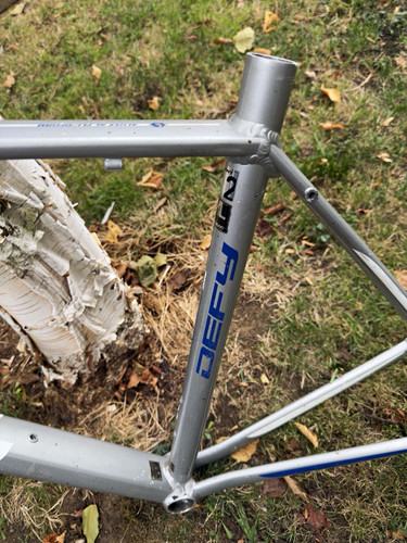 Giant defy road bike - ml,