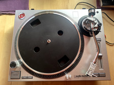 Audio Technica dj turntables direct drive pair AT-LP 120-USB excellent condition