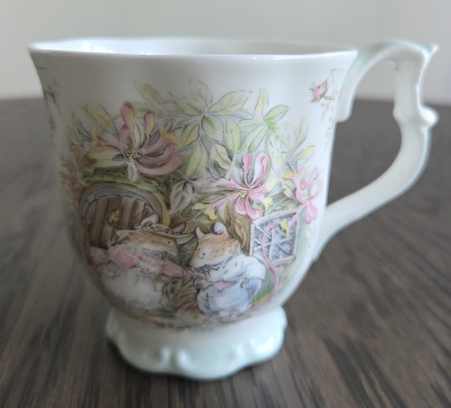 Vintage 1983 royal - royal, doulton