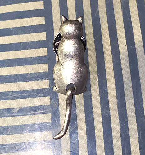 Vintage pewter cat - cat, jonette