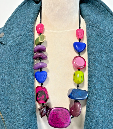 One button resin chunky - button,
