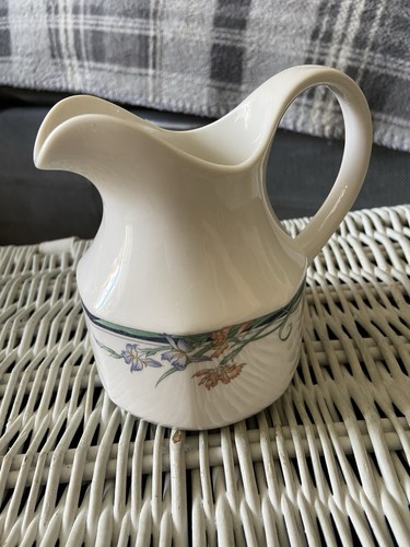 Royal doulton juno creamer - juno,