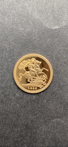 1999 half gold sovereign coin - gold,