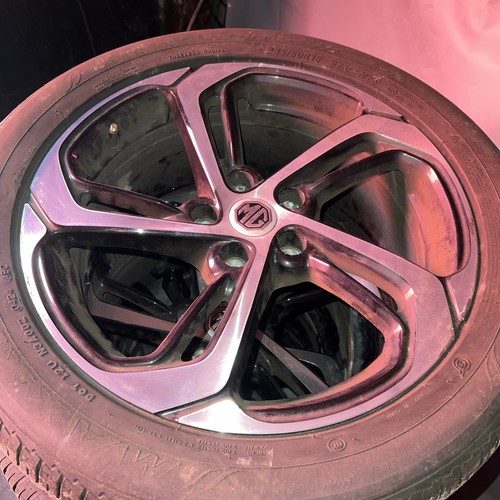 Genuine alloy wheel with - wheel,