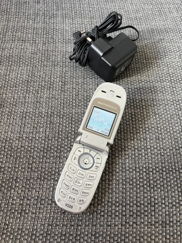 Motorola v220 flip - motorola,