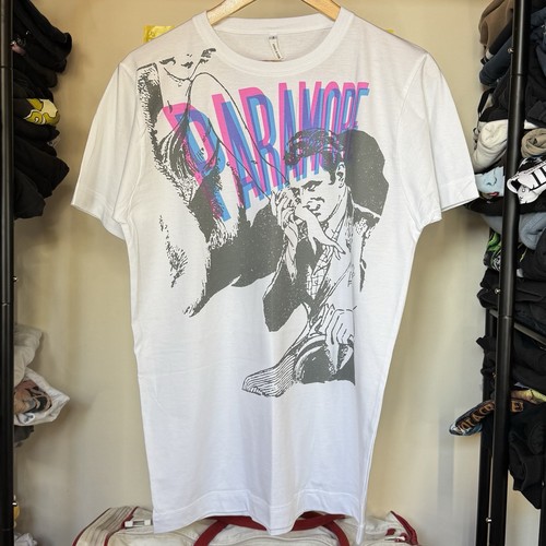 Vintage paramore shirt small - paramore,