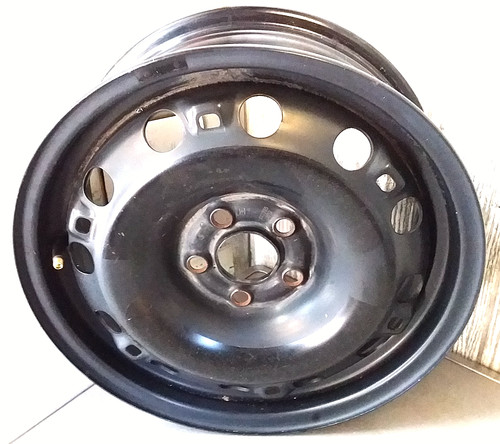 Volkswagen polo steel wheel - steel,