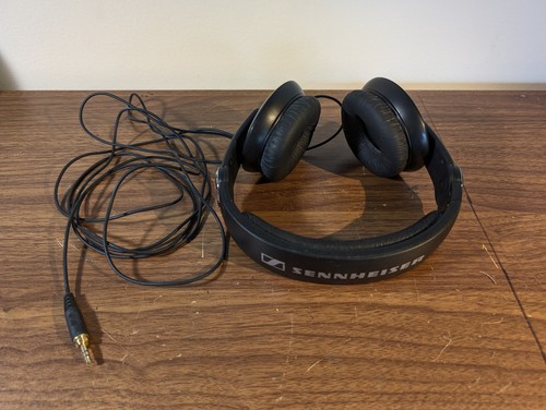 Sennheiser 205 ear - 205, on