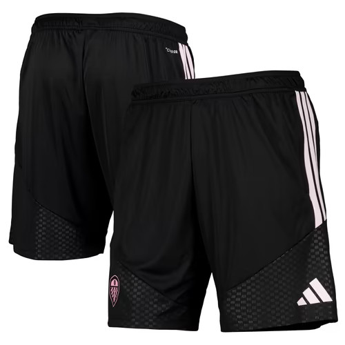 Leeds united football - leeds, shorts