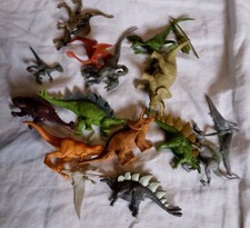 15 x Plastic Dinosaurs Toy
