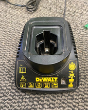 DeWalt DE9118 BATTERY CHARGER