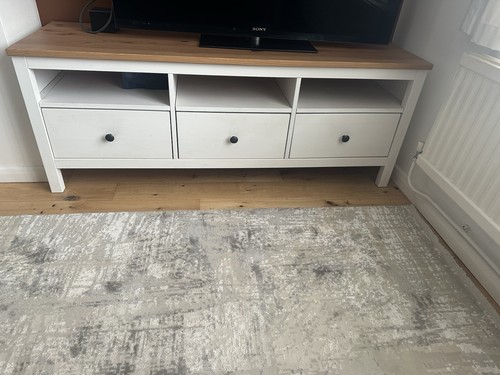 White unit stand - white,