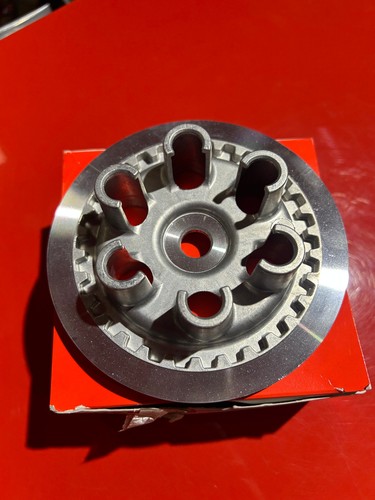 Engine clutch end pressure - engine,