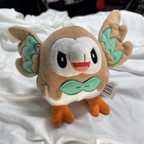 Official pokemon rowlet small - official,