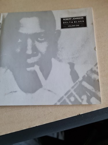 Robert johnson delta blues - robert,