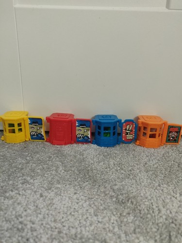 Zomblings houses with a - 4,